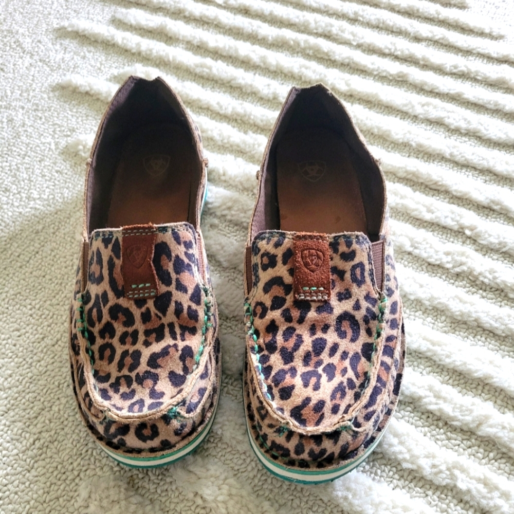 Ariat Cruiser, Size 7.5